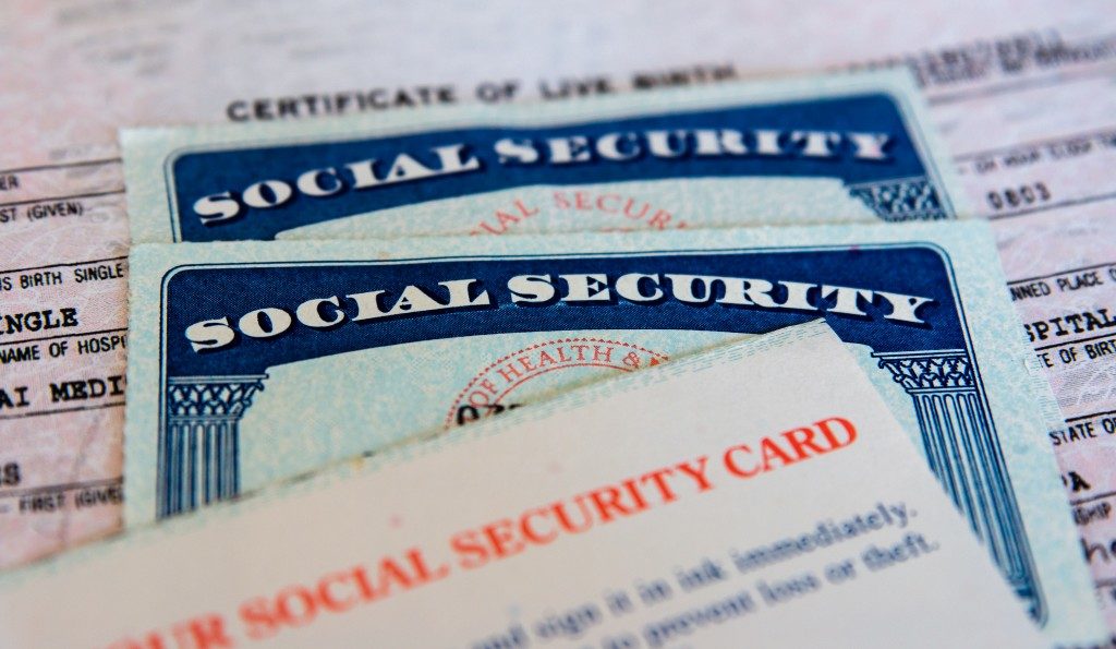 social security papers and card